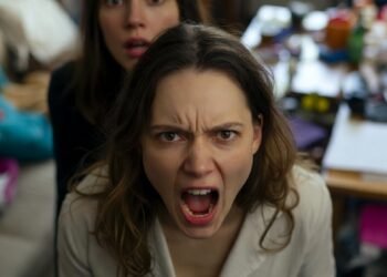 Либо оплата до вечера, либо вещи в подъезд!