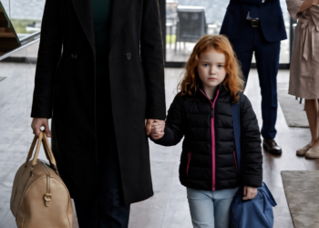 Ей сейчас тяжело, Сиенна.